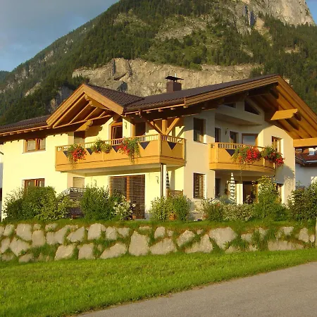 Apartment Eisenmann *